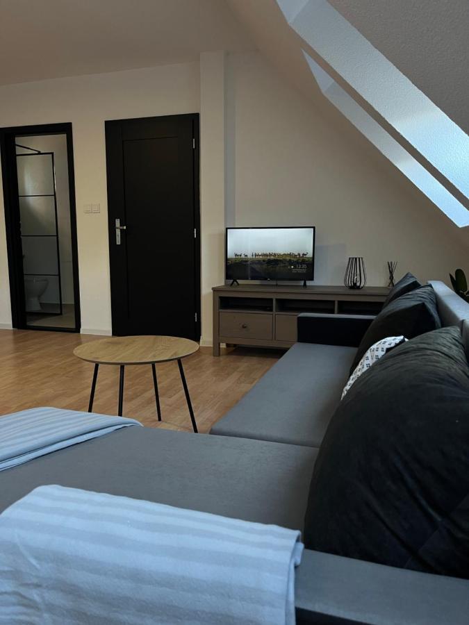 Apartman Gabi Lucenec Bagian luar foto
