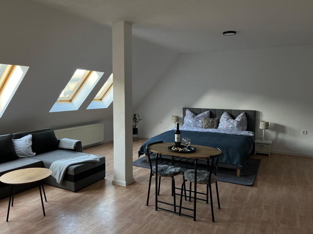 Apartman Gabi Lucenec Bagian luar foto